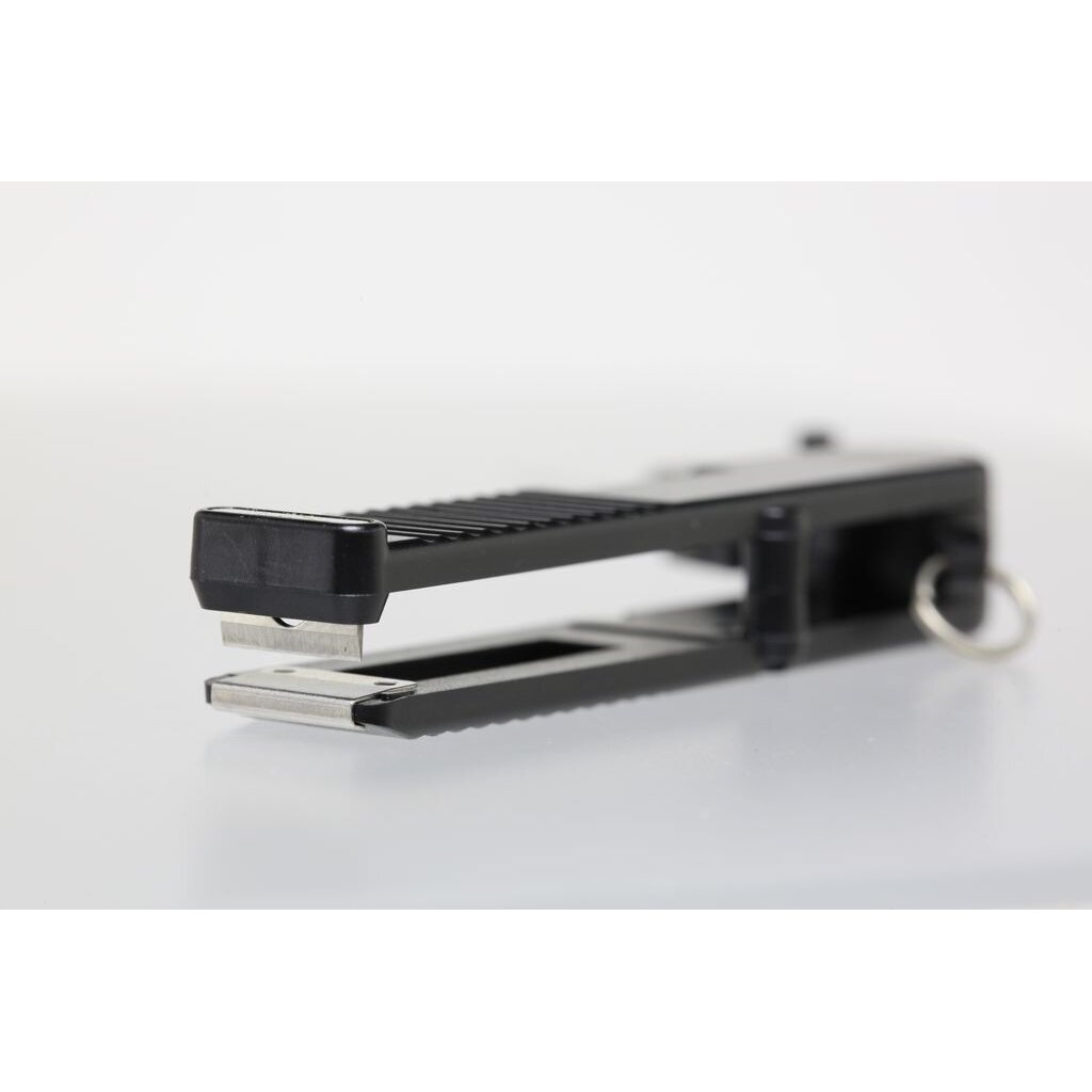 Įnagis padedantis pririšti muselę 3-in-1 Clipper (CFA-43) C&F design made in Japan 2